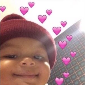 Meet your Posher, Kira